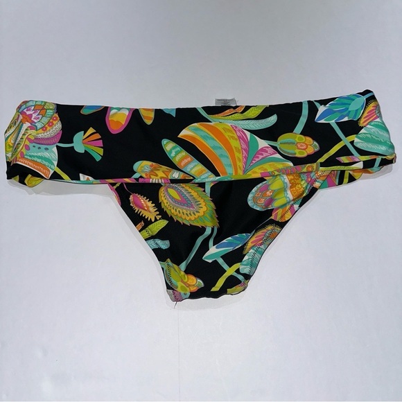 Trina Turk Tahitian Floral Bikini Set - Picture 5 of 12